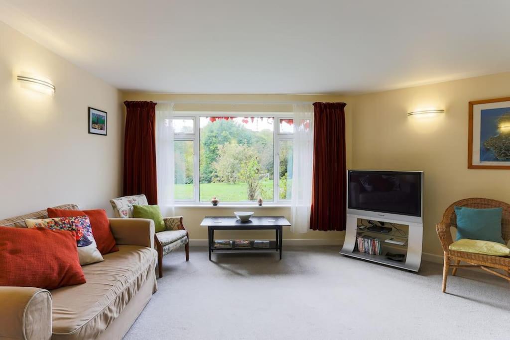 Truro Apartment In A Stunning Quiet Location エクステリア 写真